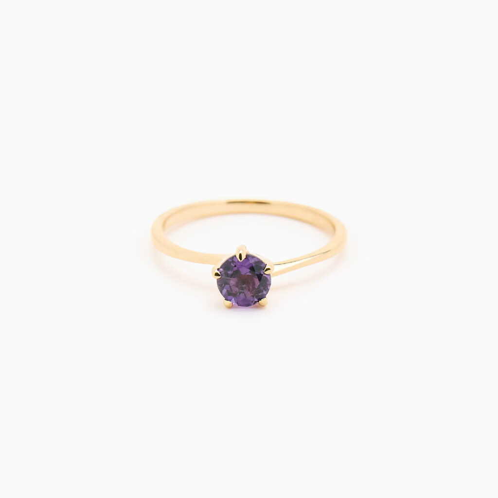 Anisa Ring